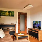 Luxury Adelka דירה *